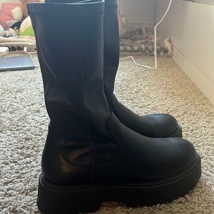 PLATFORM ANKLE BOOTS